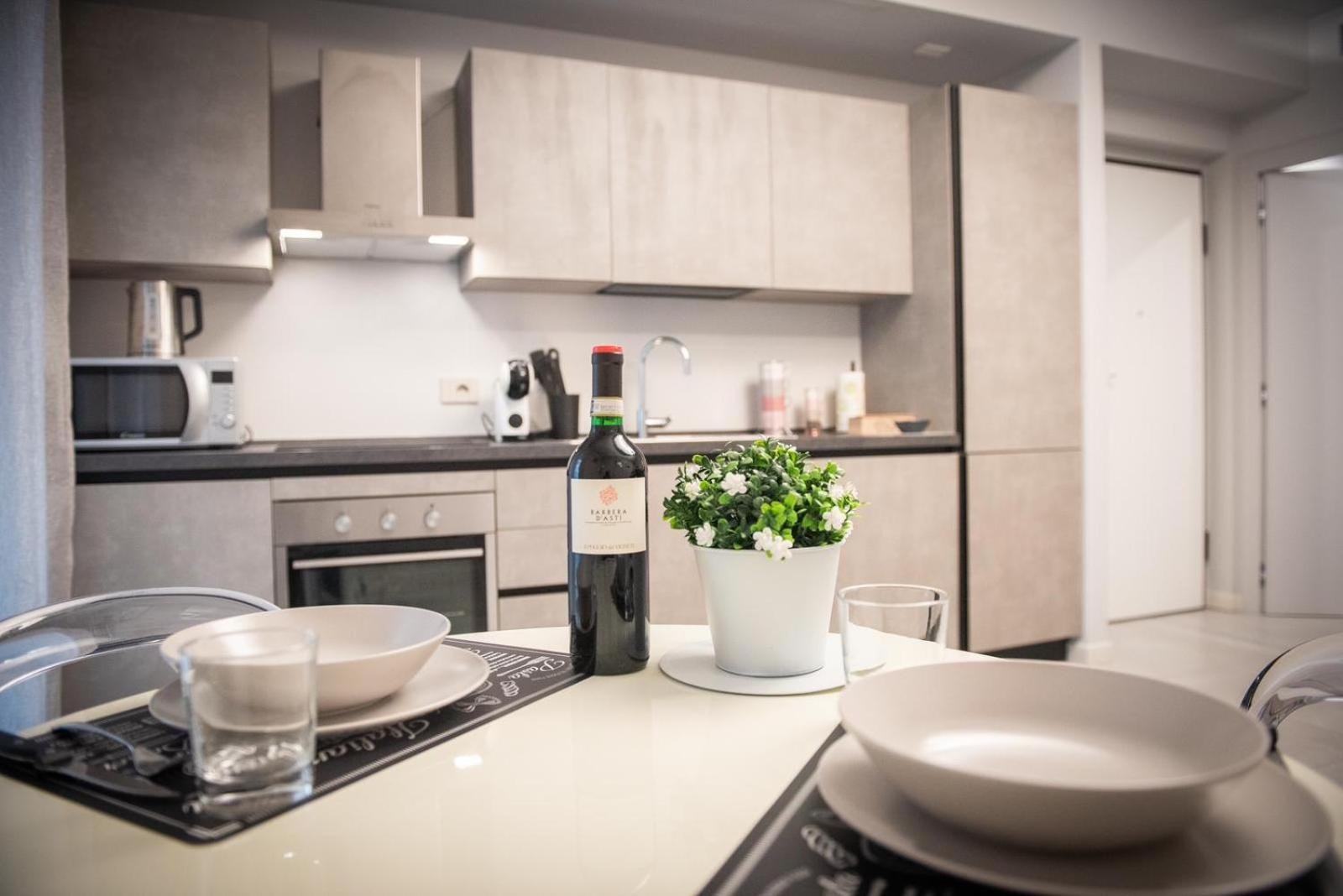 Elegante Bilocale-Centro Torino-Free Wifi Appartement Buitenkant foto